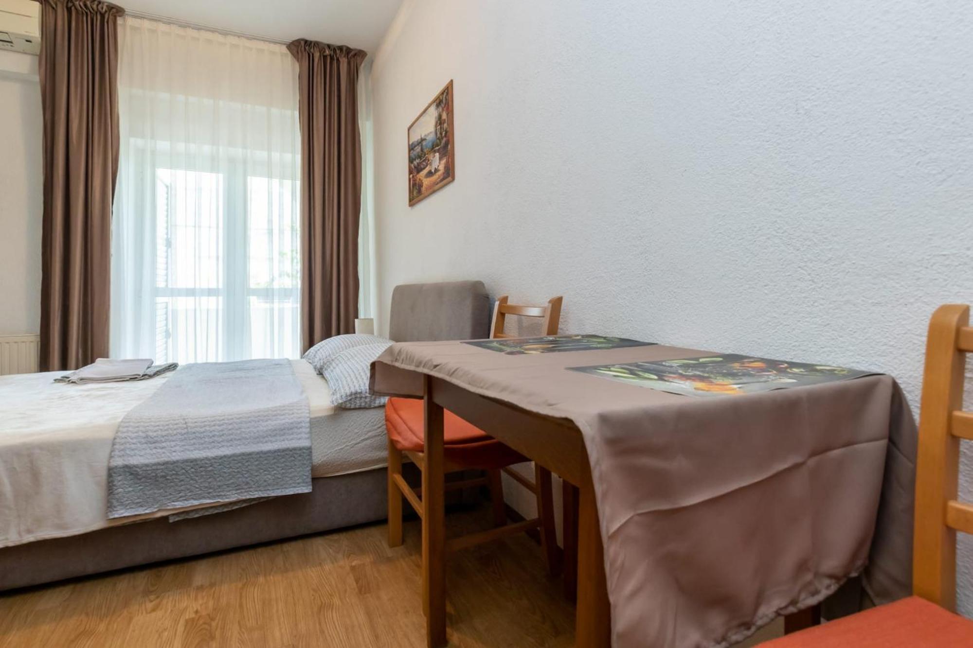 Apartments Dino Kastela Exterior photo