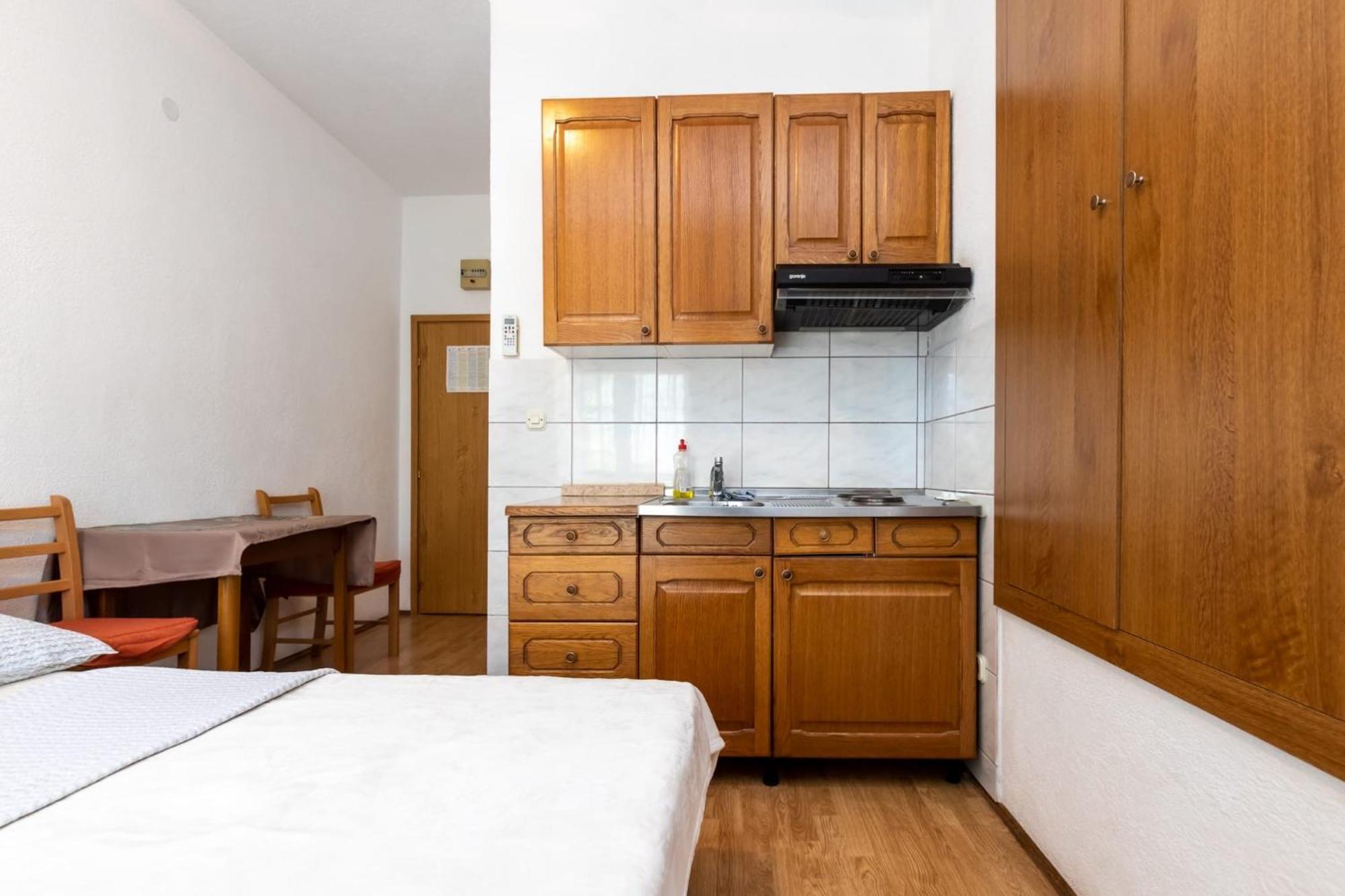 Apartments Dino Kastela Exterior photo