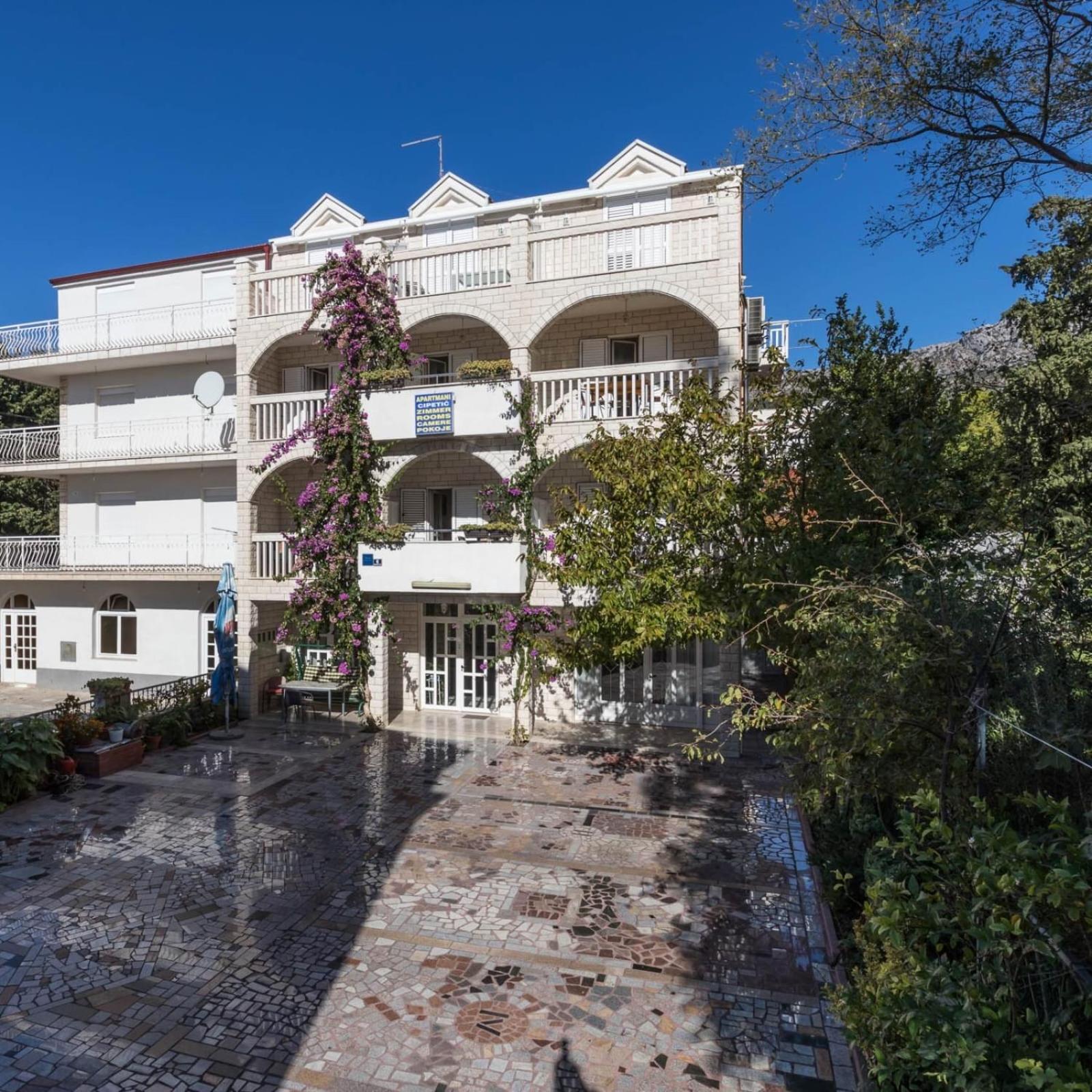 Apartments Dino Kastela Exterior photo